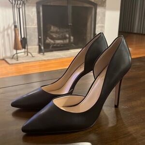 Steve Madden genuine leather heals!